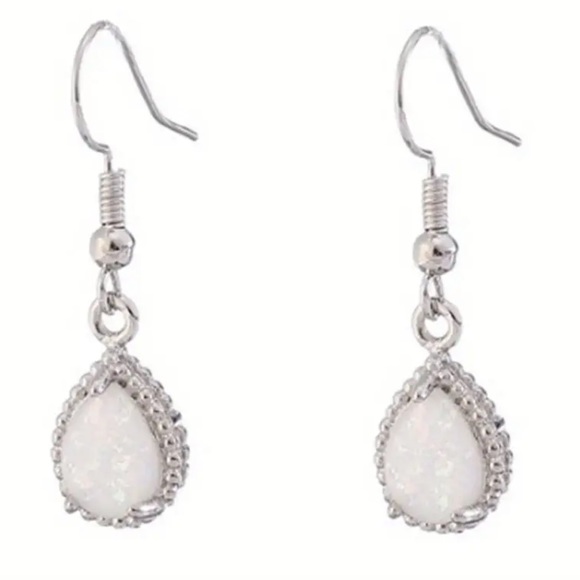 New Silver Teardrop Opal Earrings - Picture 4 of 6